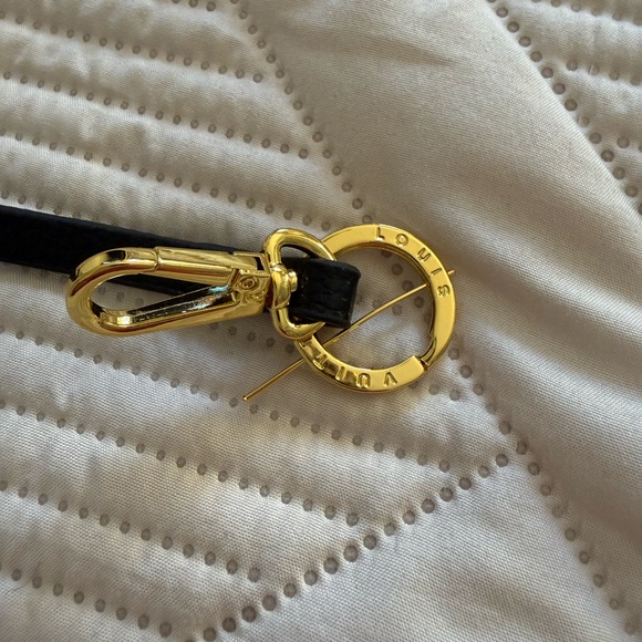 Louis Vuitton Gold and Black Key Holder - Picture 7 of 8